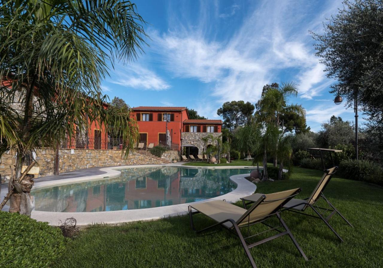 Leonardo Resort Imperia Bagian luar foto