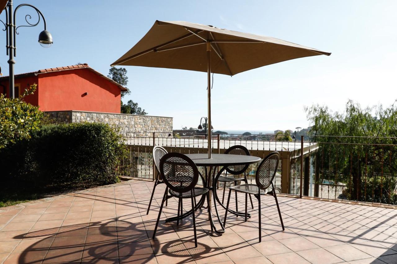 Leonardo Resort Imperia Bagian luar foto